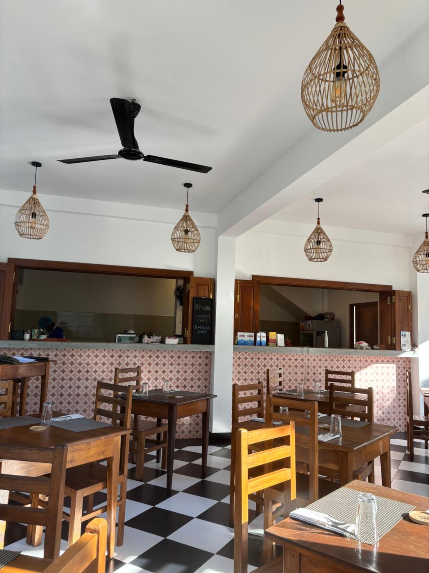 مبيت وإفطار ماتارا Casa Tharin Madiha المظهر الخارجي الصورة